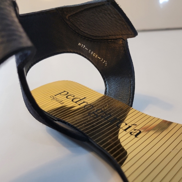 NWOB Pedro Garcia Españá Gold Sandals - Picture 9 of 10